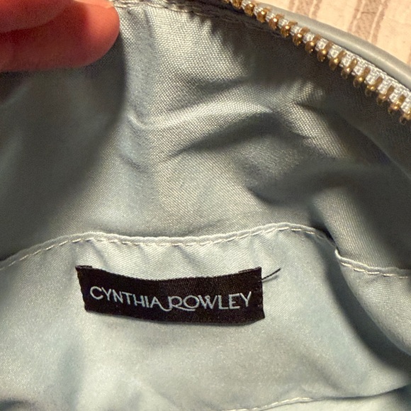 Cynthia Rowley cosmetics bag - Picture 2 of 3